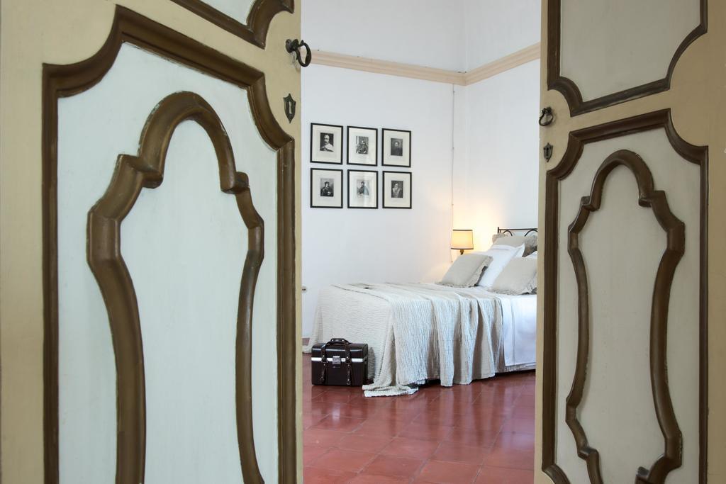 Castello Di Casamassella Bed & Breakfast エクステリア 写真