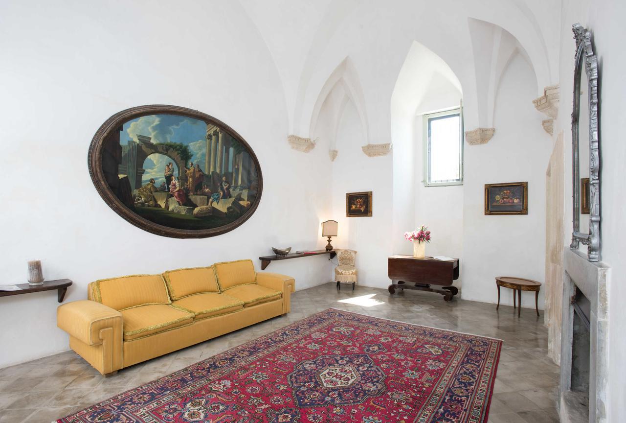 Castello Di Casamassella Bed & Breakfast エクステリア 写真